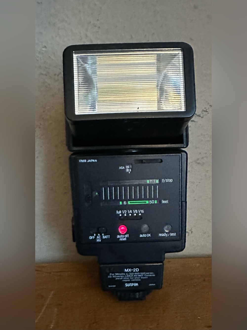 Sunpak MX-2D Black On-Camera Flash - Compact Professional Lighting